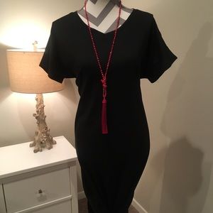 Short sleeved maxi with pockets!